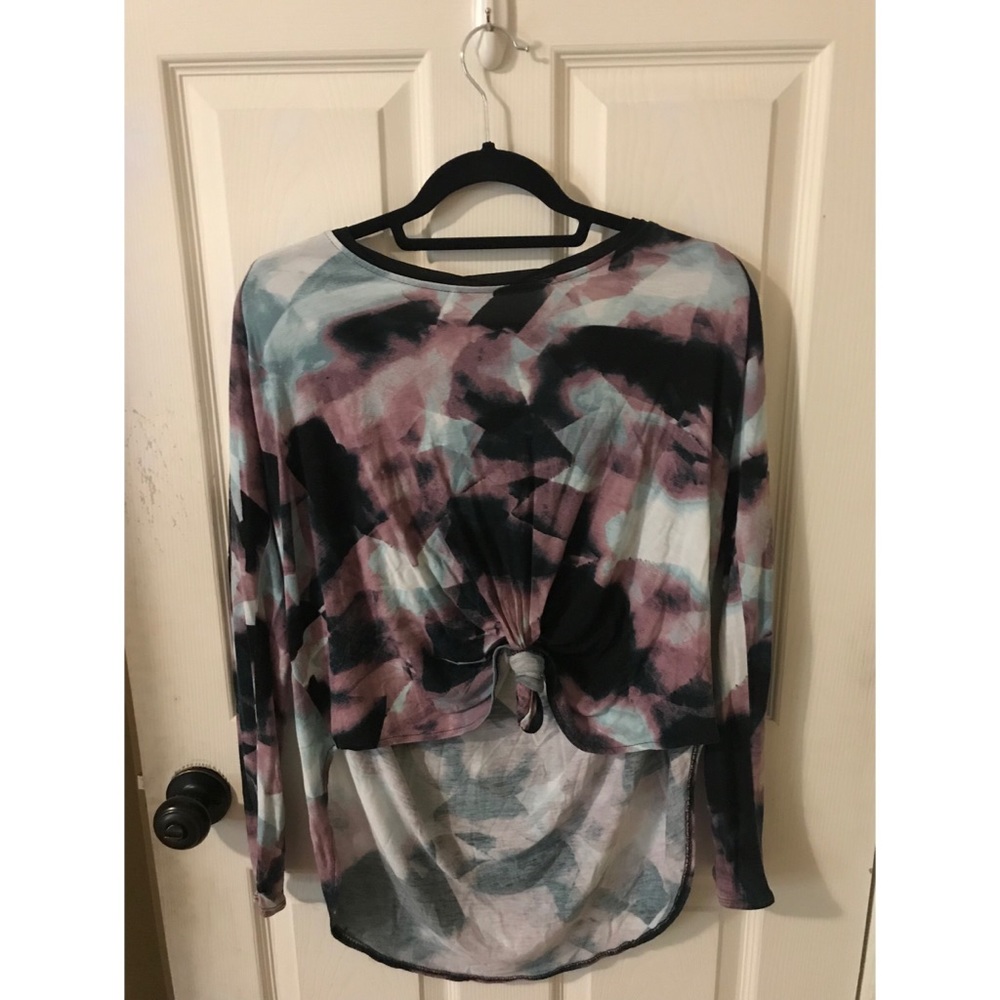 Vera Wang Long sleeve blouse